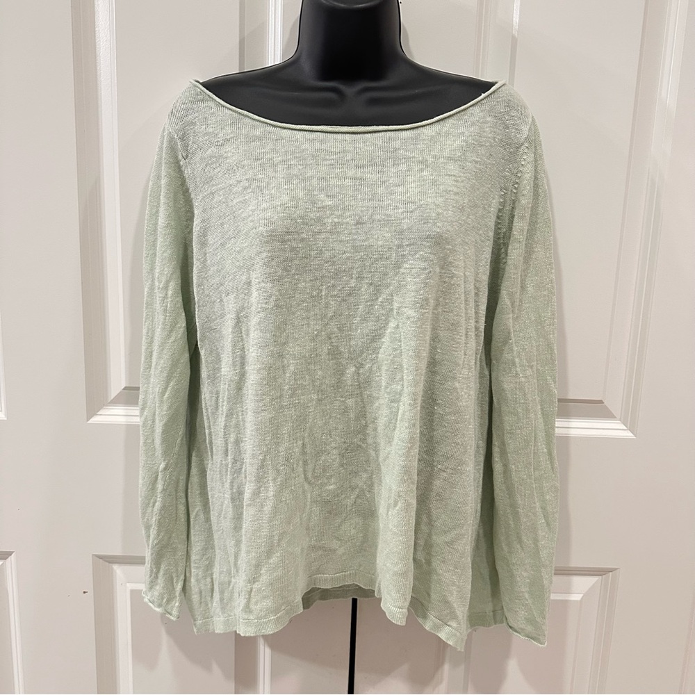 Women's Light Green Top